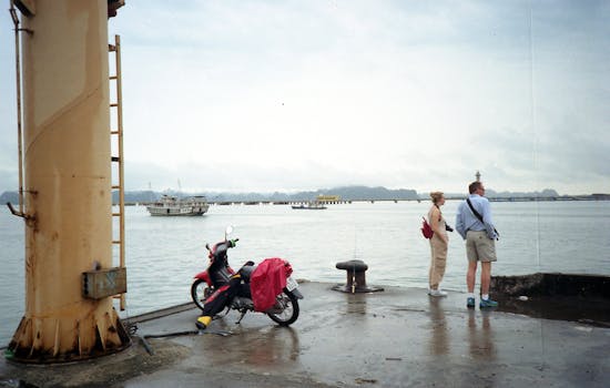 东海证券：历史上两会期间市场偏震荡 关注确定性较强的扩内需、新质生产力、反内卷三条主线 新闻