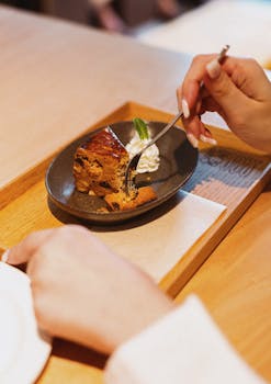 美联储理事米兰放鸽：中东局势尚未改变降息判断，劳动力市场仍需政策支撑 新闻