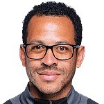  惨败巴黎后谢场风波，主帅缺席引争议，球员态度获赞。 体育新闻 惨败巴黎后谢场风波，主帅缺席引争议，球员态度获赞。 体育新闻 惨败巴黎后谢场风波，主帅缺席引争议，球员态度获赞。 体育新闻