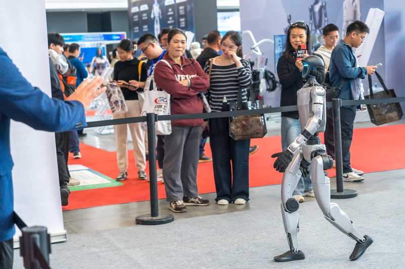  2026年产业趋势：智能经济重塑增长逻辑的破局之道 IT技术 2026年产业趋势：智能经济重塑增长逻辑的破局之道 IT技术