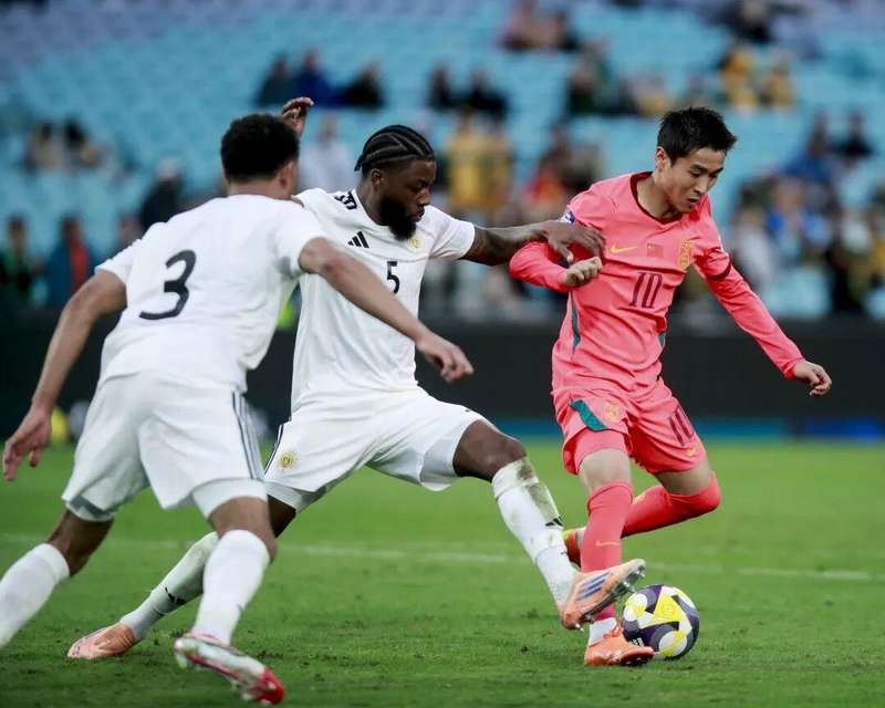  战术碾压与体系溃败：库拉索0-2不敌国足的深层技术解码 体育新闻