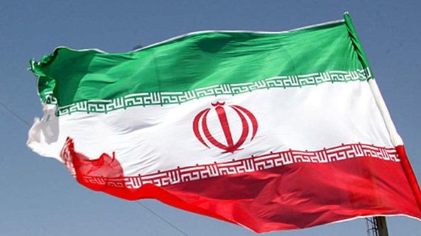  霍尔木兹海峡拦截事件深度复盘：美舰渗透战术与伊朗反制体系的技术博弈 新闻