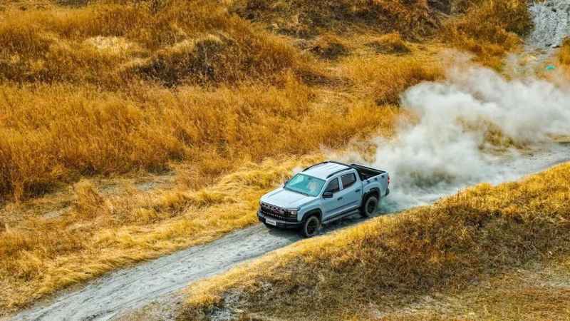  技术长跑者的底气：上汽大通皮卡如何用“7天试驾”重新定义行业标准 汽车科技