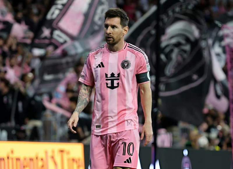  【深度复盘】迈阿密国际防守体系崩塌：上赛季最佳门将何以沦为“摄政王”？ 体育新闻