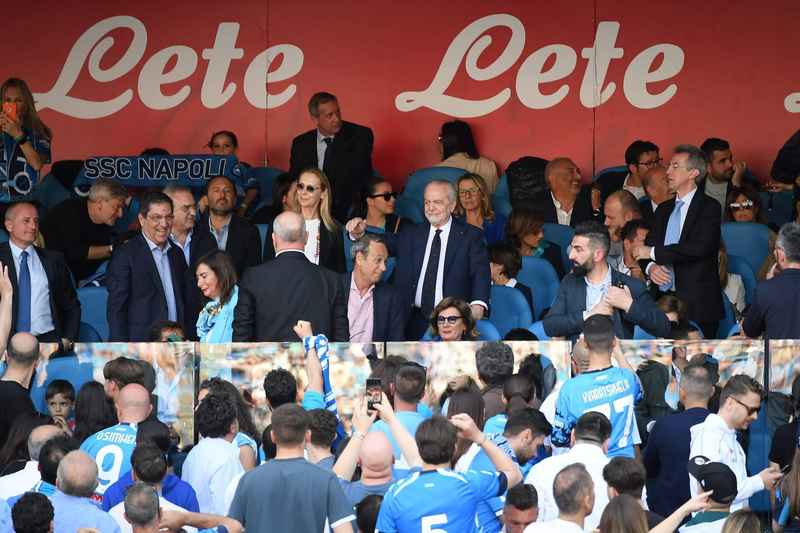  从欧冠扩军到经纪人博弈：德佬足球帝国的方法论拆解 体育新闻