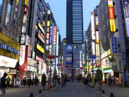  从数据解码上海乐高乐园：暑期运营如何跑出“成熟速度”？ 新闻